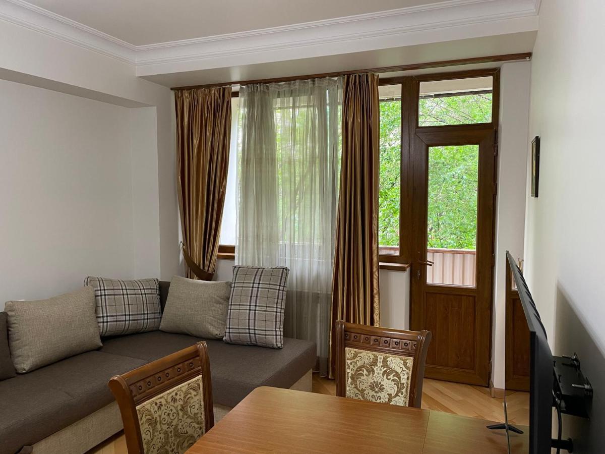 Apartment In City Center Yerevan Exterior photo